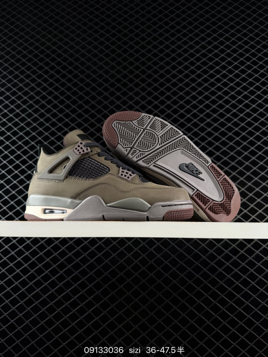 Nike Air Jordan 4 Retro OG